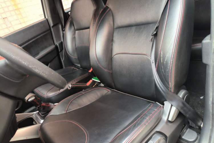 Used Brilliance V3 2015 1.5T Automatic Elite Model Left Front Seat
