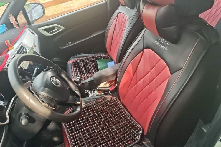 Used Brilliance V3 2015 1.5L Manual Base Version Left Front Seat