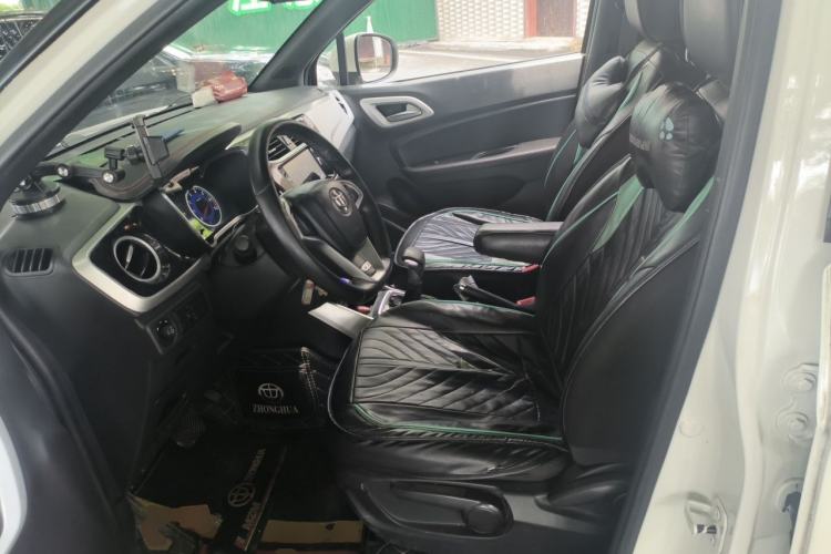 Used Brilliance V3 2015 1.5L Automatic Elite Model Left Front Seat