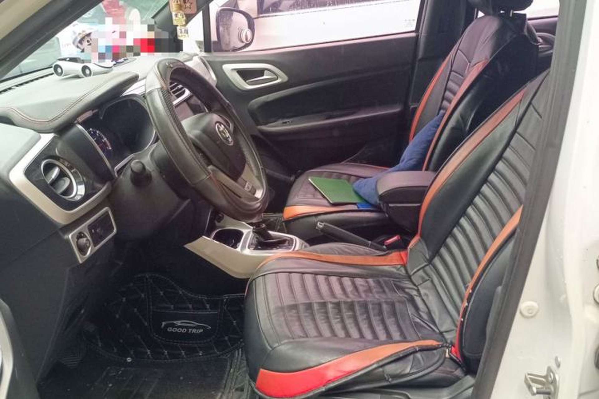 Used Brilliance V3 2015 1.5T Automatic Flagship Model Left Front Seat