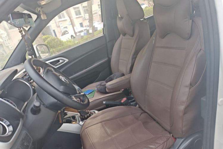 Used Brilliance V3 2015 1.5L Automatic Elite Model Left Front Seat