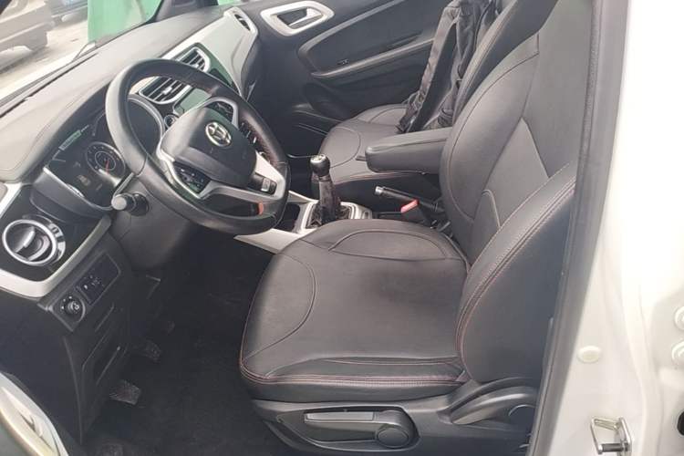 Used Brilliance V3 2015 1.5L Manual Smart Version Left Front Seat