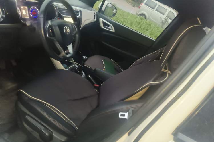 Used Brilliance V3 2015 1.5L Manual Smart Version Left Front Seat