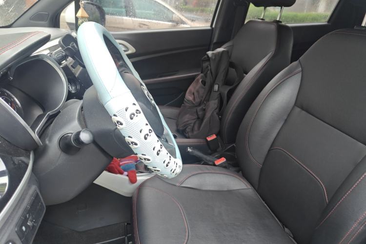 Used Brilliance V3 2015 1.5L Manual Smart Version Left Front Seat