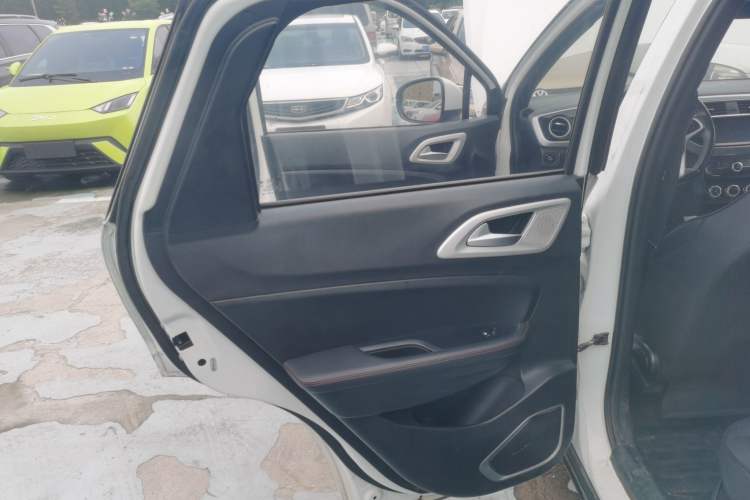 Used Brilliance V3 2015 1.5L Manual Elite Model Left Rear Door Interior