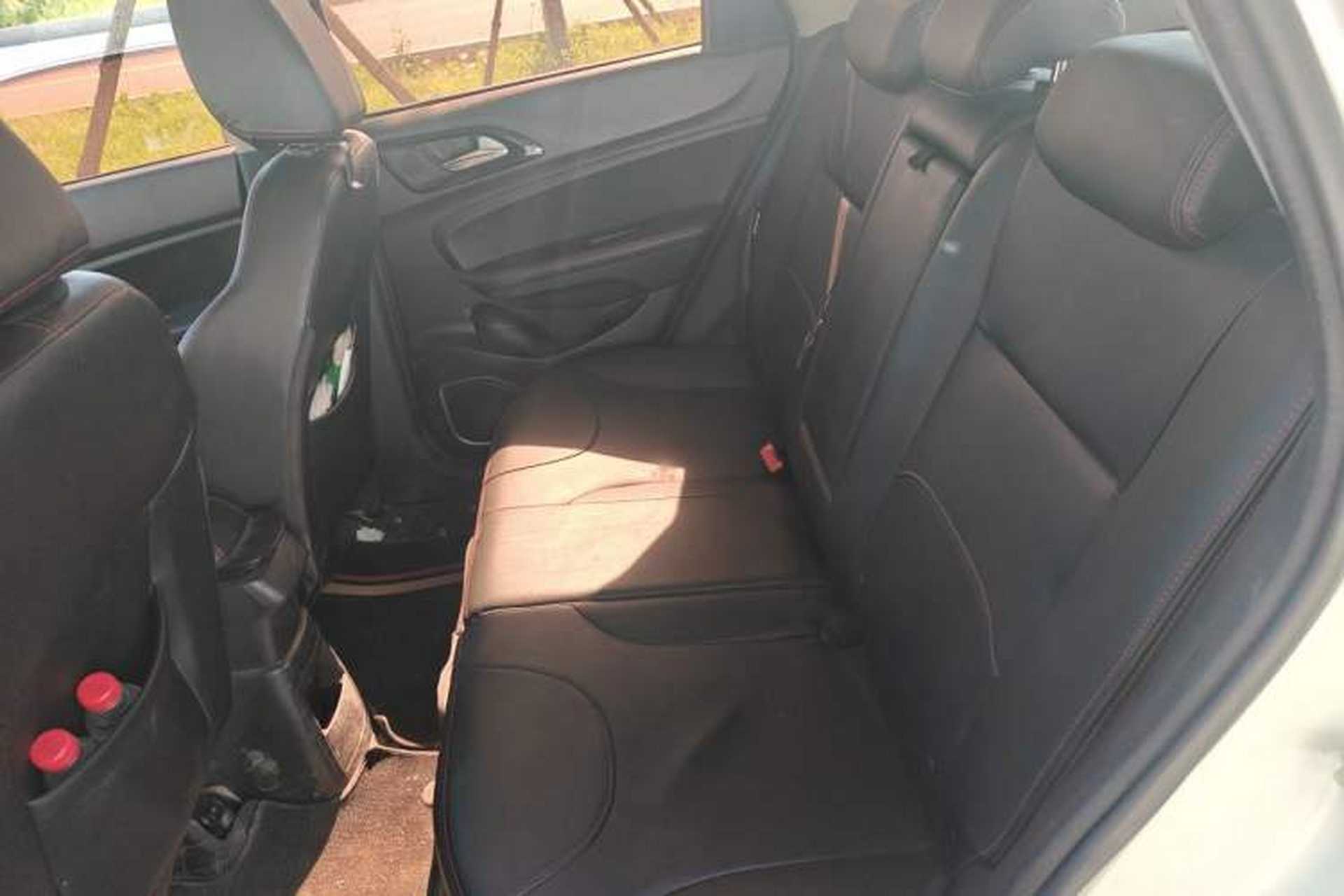 Used Brilliance V3 2015 1.5L Manual Smart Version Left Rear Seat