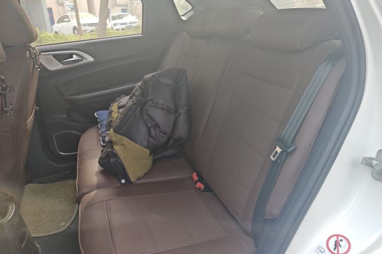 Used Brilliance V3 2015 1.5L Automatic Elite Model Left Rear Seat