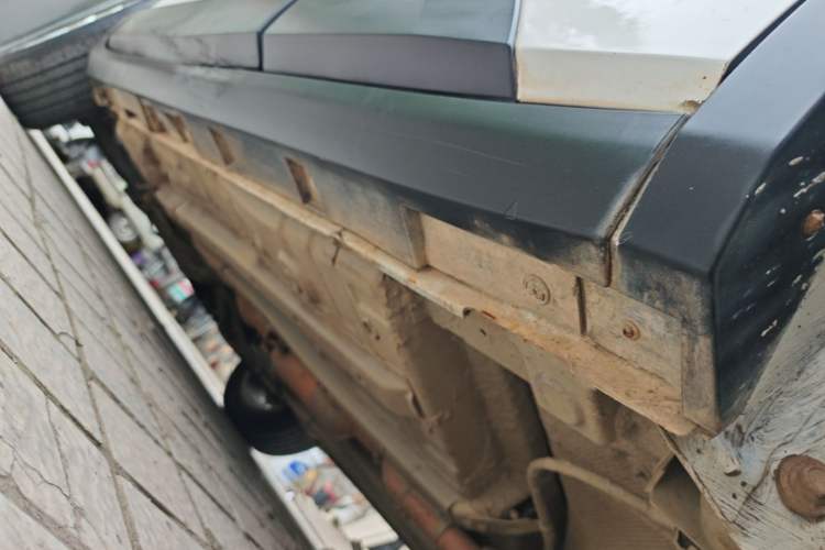 Used Brilliance V3 2015 1.5L Manual Base Version Left Side Sill