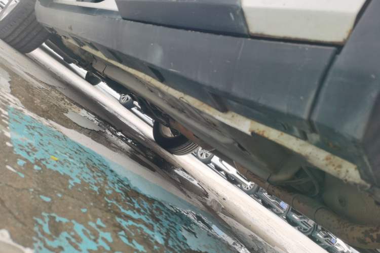 Used Brilliance V3 2015 1.5L Manual Elite Model Left Side Sill