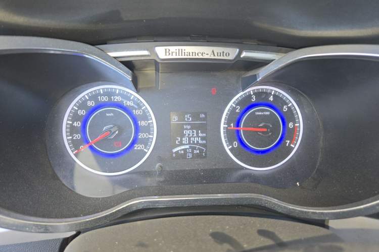 Used Brilliance V3 2015 1.5L Manual Elite Model Odometer Close Up