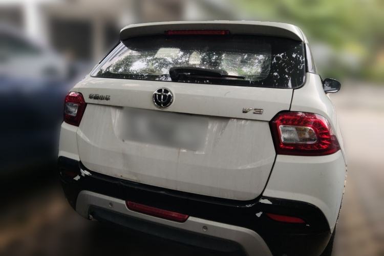 Used Brilliance V3 2015 1.5T Automatic Elite Model Rear