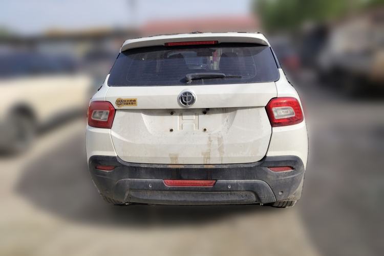 Used Brilliance V3 2015 1.5L Manual Base Version Rear