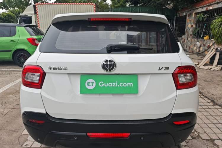 Used Brilliance V3 2015 1.5L Manual Base Version Rear