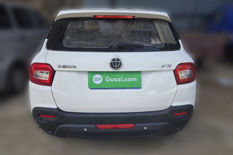 Used Brilliance V3 2015 1.5L Manual Elite Model Rear