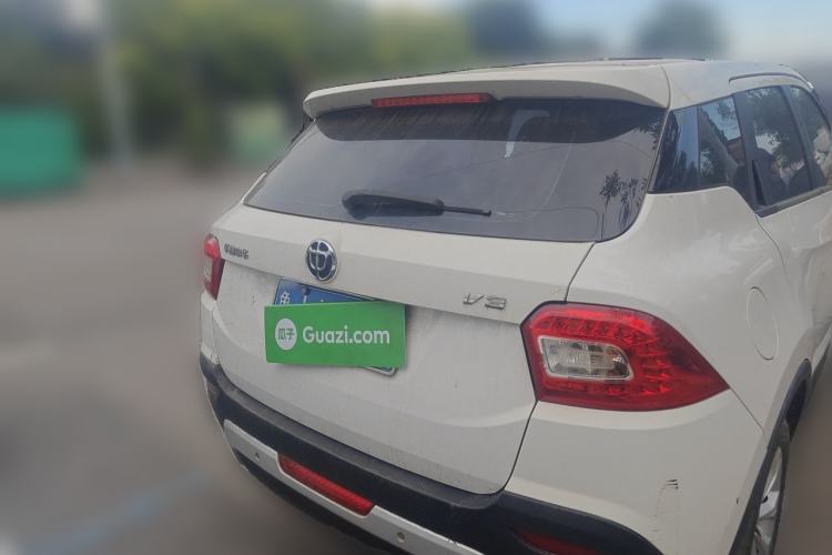 Used Brilliance V3 2015 1.5L Manual Elite Model Rear