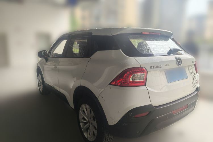 Used Brilliance V3 2015 1.5L Manual Base Version Rear Left 45 Deg