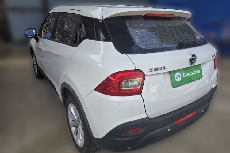 Used Brilliance V3 2015 1.5L Manual Elite Model Rear Left 45 Deg