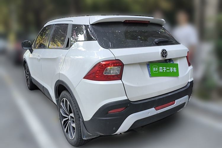 Used Brilliance V3 2015 1.5T Automatic Flagship Model Rear Left 45 Deg