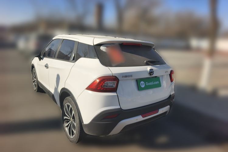 Used Brilliance V3 2015 1.5T Manual Urban Model Rear Left 45 Deg