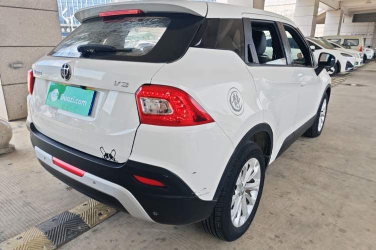 Used Brilliance V3 2015 1.5L Manual Smart Version Rear Right 45 Deg