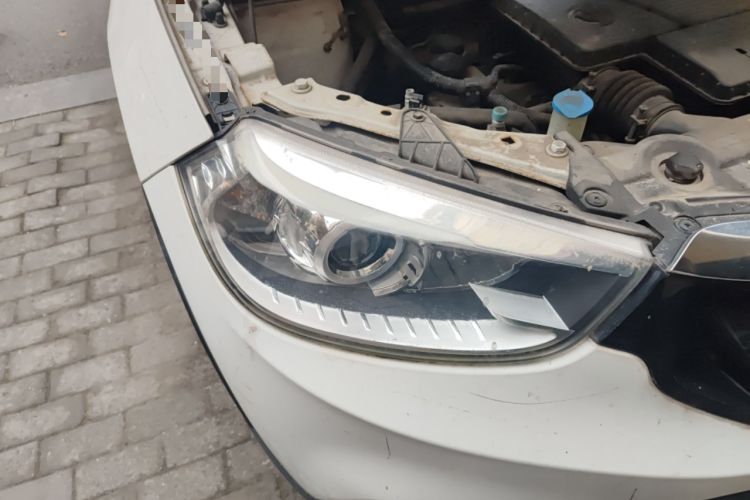 Used Brilliance V3 2015 1.5L Manual Smart Version Right Front Headlight