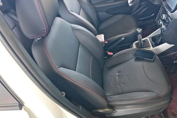 Used Brilliance V3 2015 1.5L Manual Smart Version Right Front Seat