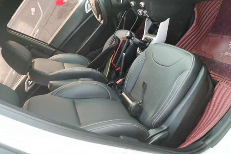 Used Brilliance V3 2015 1.5L Manual Comfort Model Right Front Seat
