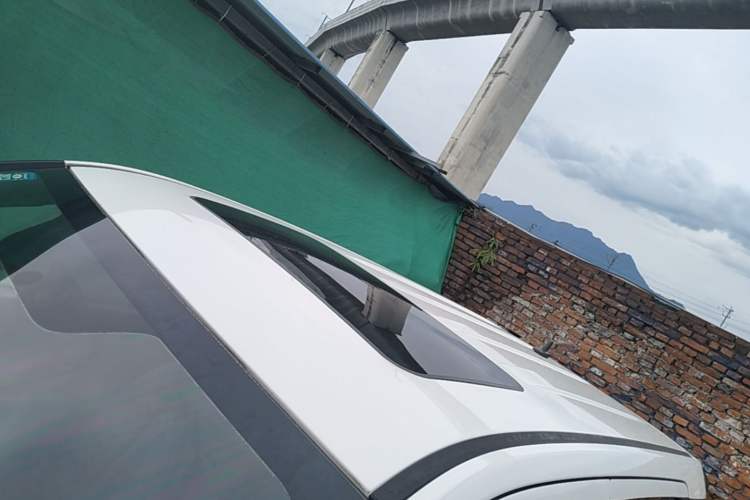 Used Brilliance V3 2015 1.5L Manual Smart Version Roof