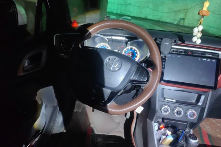 Used Brilliance V3 2015 1.5L Manual Comfort Model Steering Wheel