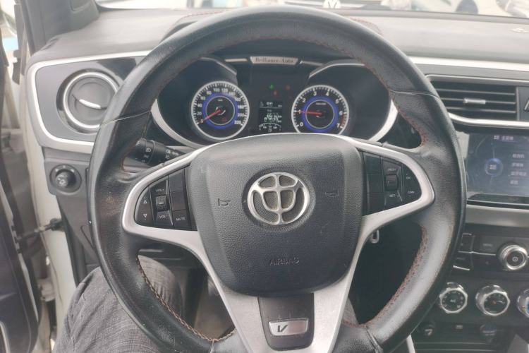 Used Brilliance V3 2015 1.5L Manual Elite Model Steering Wheel