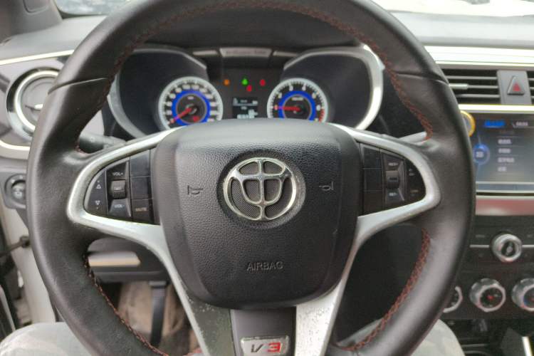 Used Brilliance V3 2015 1.5L Manual Elite Model Steering Wheel