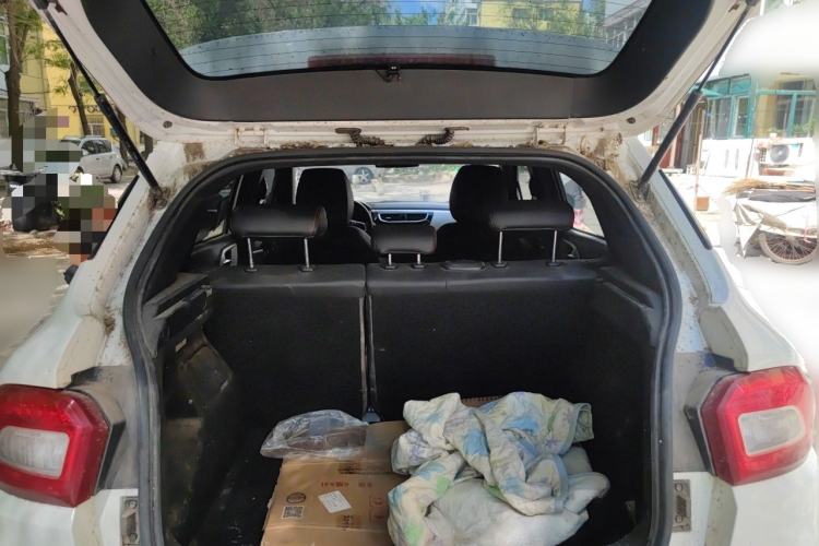 Used Brilliance V3 2015 1.5L Manual Smart Version Trunk