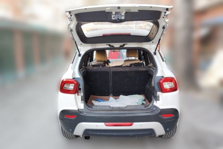 Used Brilliance V3 2015 1.5L Automatic Elite Model Trunk