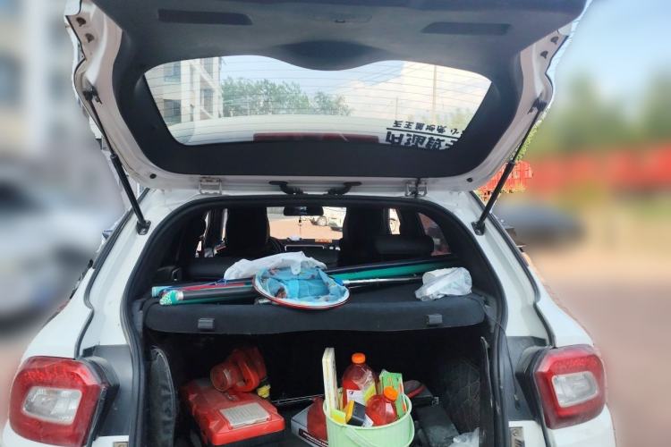 Used Brilliance V3 2015 1.5L Manual Smart Version Trunk