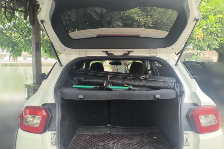 Used Brilliance V3 2015 1.5L Automatic Elite Model Trunk