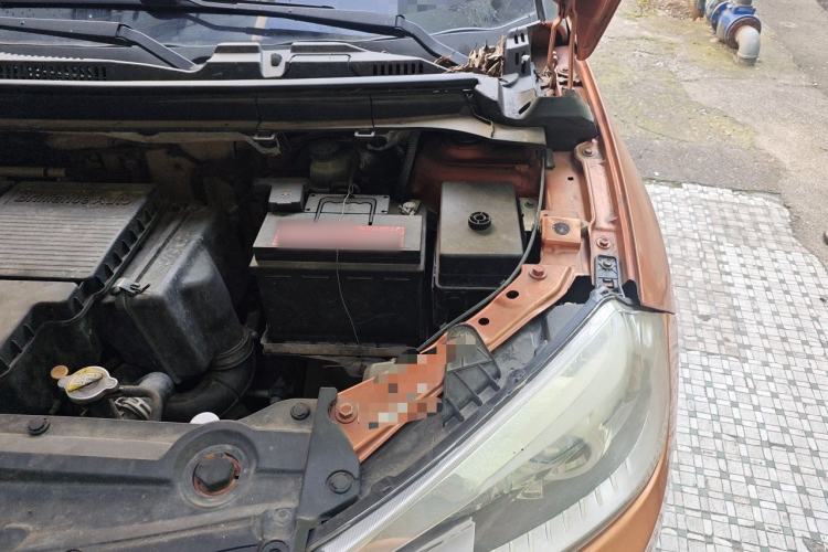 Used Brilliance V3 2015 1.5L Manual Smart Version Engine Bay Left