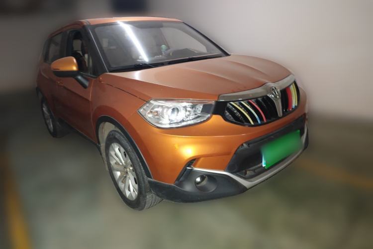 Used Brilliance V3 2015 1.5L Manual Smart Version Front Right 45 Deg