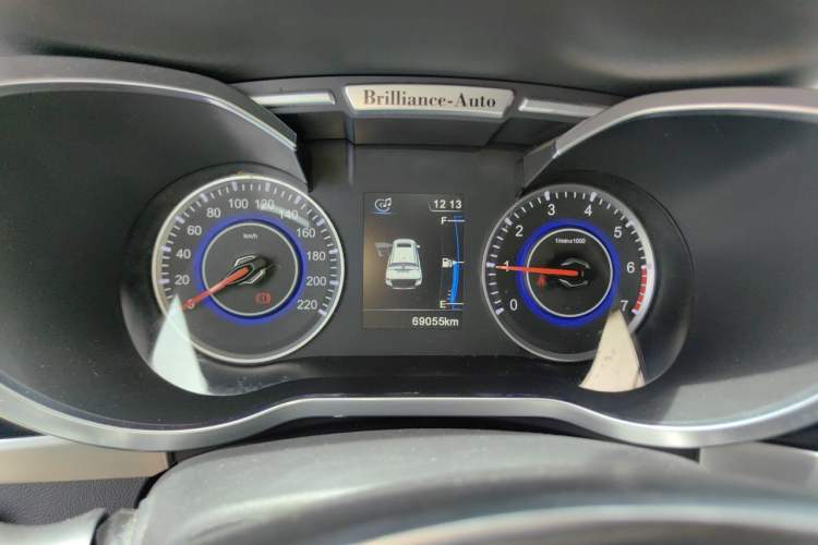 Used Brilliance V3 2015 1.5L Manual Smart Version Instrument Cluster