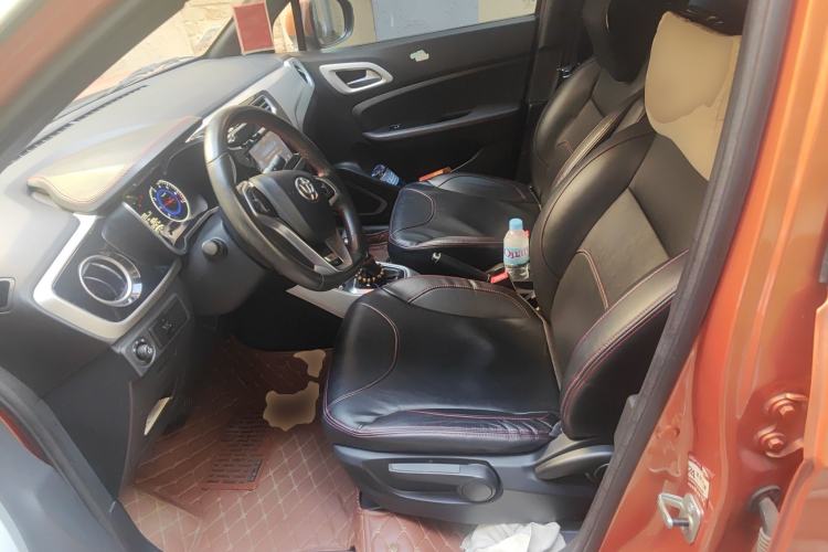 Used Brilliance V3 2015 1.5T Automatic Elite Model Left Front Seat