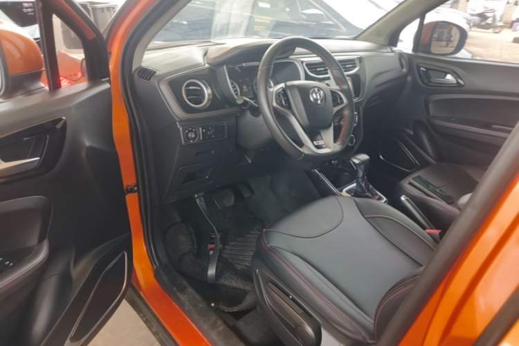 Used Brilliance V3 2016 1.5L Automatic Smart Version Driver Seat