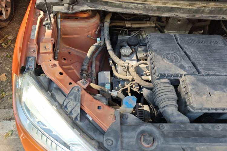Used Brilliance V3 2016 1.5L Automatic Smart Version Engine Bay Right