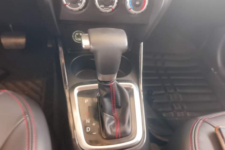 Used Brilliance V3 2016 1.5L Automatic Smart Version Gear Lever