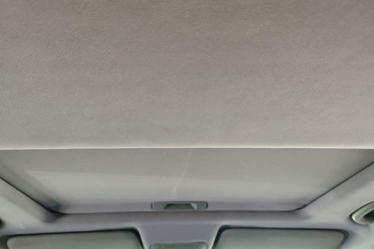 Used Brilliance V3 2016 1.5L Automatic Smart Version Headliner
