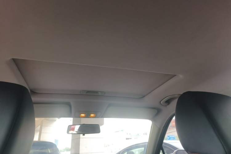 Used Brilliance V3 2016 1.5L Automatic Smart Version Headliner