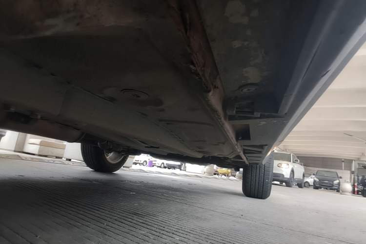 Used Brilliance V3 2016 1.5L Automatic Smart Version Right Side Sill