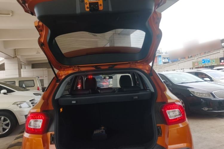 Used Brilliance V3 2016 1.5L Automatic Smart Version Trunk
