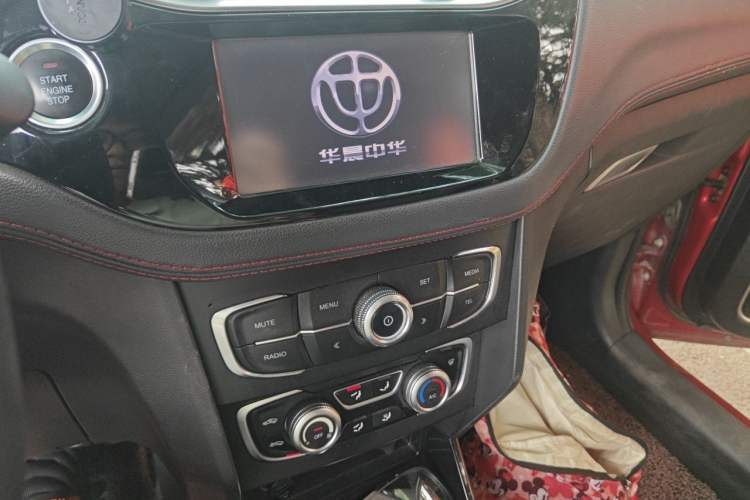 Used Brilliance V3 2016 1.5T Manual Flagship Model Audio And AC Panel