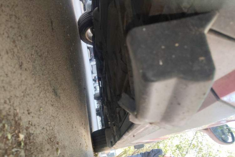 Used Brilliance V3 2016 1.5L Manual Comfort Model Chassis Rear Right