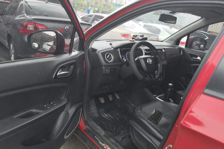 Used Brilliance V3 2016 1.5L Manual Comfort Model Driver Seat