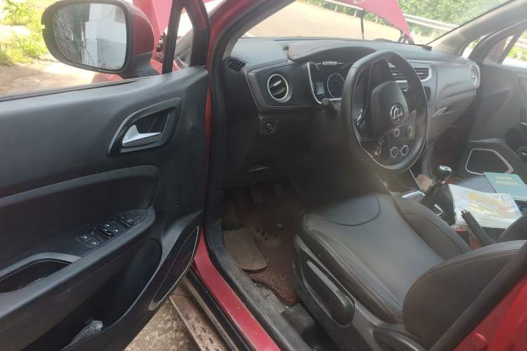 Used Brilliance V3 2016 1.5L Manual Comfort Model Driver Seat
